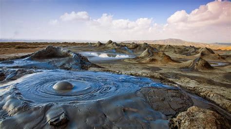 Mud Gun Azerbaijan|The Mud Volcano Capital of the World.